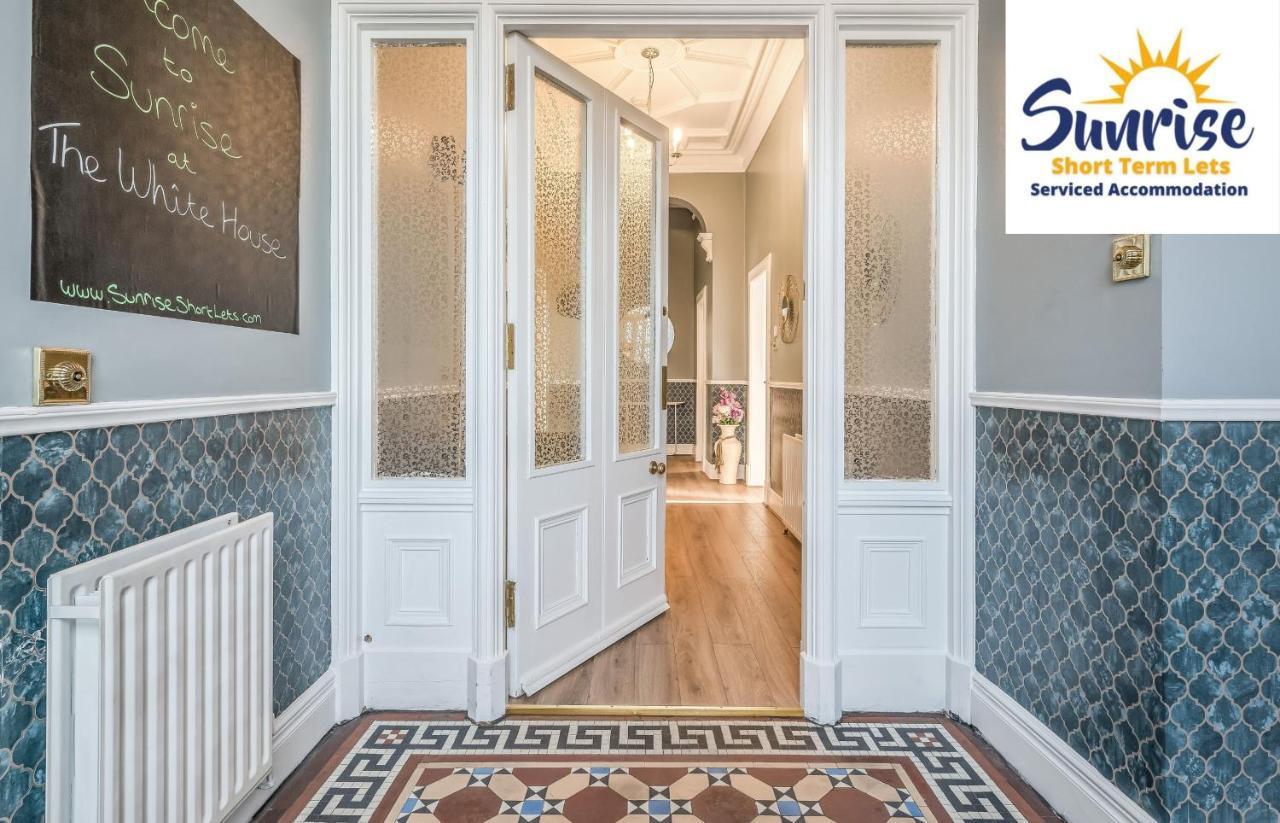 Presidential Riverside Apartment: Luxury Family Stay Dundee Exterior photo