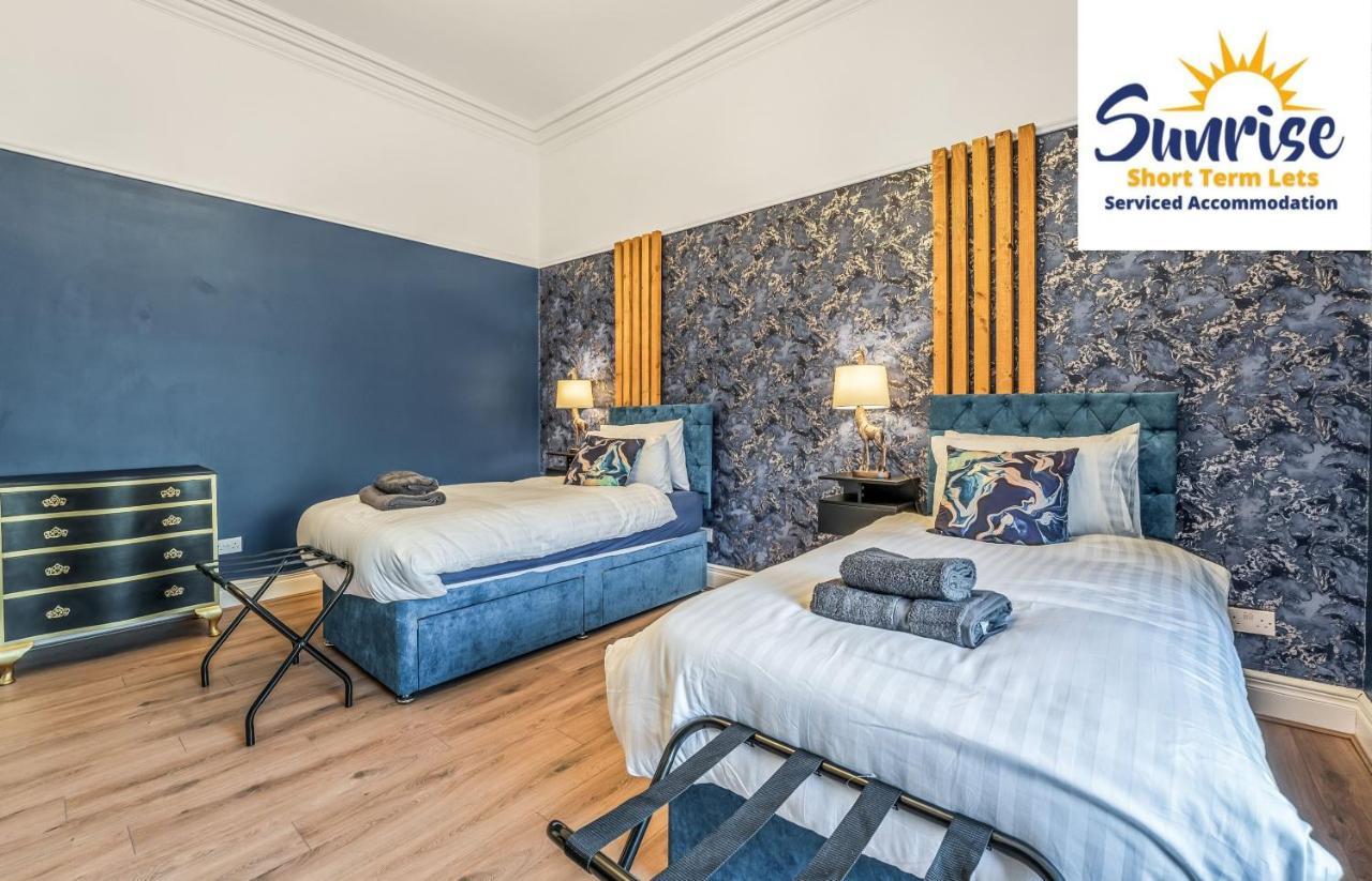 Presidential Riverside Apartment: Luxury Family Stay Dundee Exterior photo